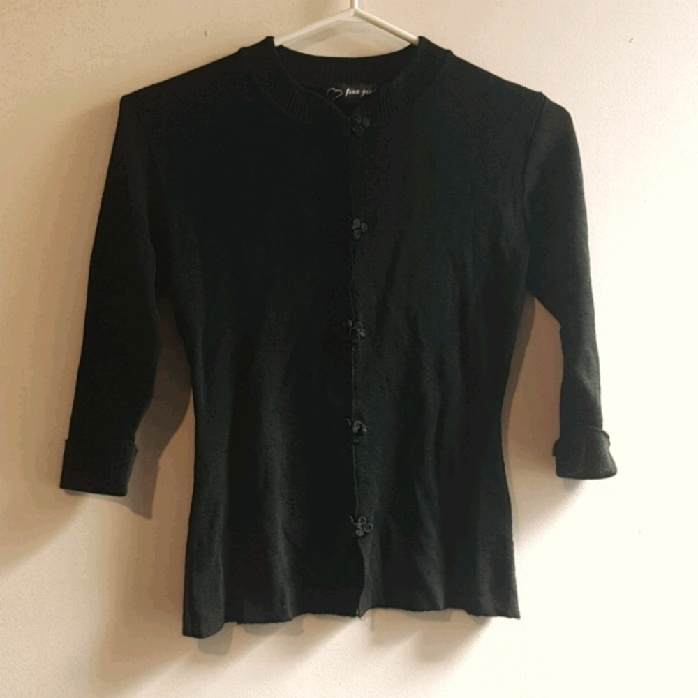 Black short sleeve sweater *3 for 15